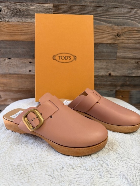 Tod's Shoes - Tod's Blush Leather Buckle Clog Mules New In Box with Dust-bag Size 38.5 / 7.5